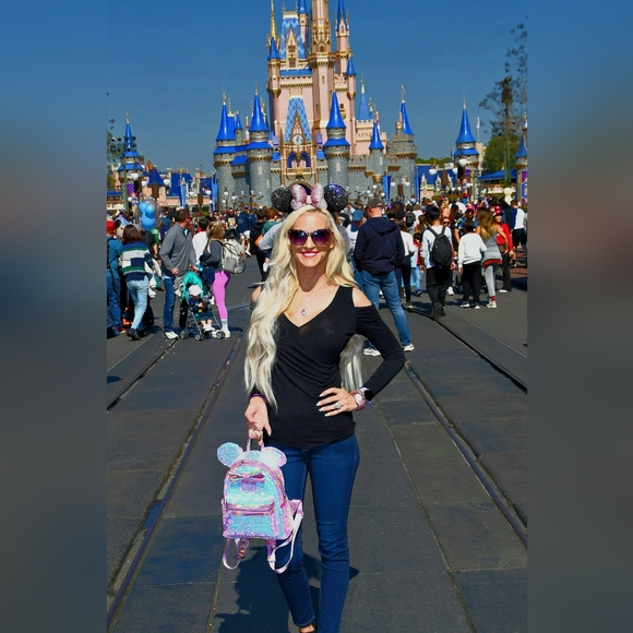 Meet your seller ❤❤ - Picture 7 of 7